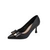 9877-11 Tacones Altos Negros para Mujer Nuevo Temperamento Francés Estilo Diosa Pies que No se Cansan Trabajo Punta Tacón de Aguja Zapatos de Salón