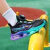 Sapatos Infantis Sapatos de Menino Mais Vendidos Novo Estilo Primavera Sapatos Esportivos Antiderrapantes para Crianças Crianças de Meia-idade e Grandes Superfície de Couro Impermeável Sapatos de Corrida Modernos