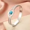 Pulsera Única de Acero Inoxidable Transfronteriza con Incrustación de Piedra Azul, Pulsera de Acero de Titanio con Diseño de Apertura de Broche y Adorno Completo de Diamantes