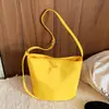 Bolso cubo casual de gran capacidad transfronterizo para mujer, nuevo bolso cruzado de moda verano 2026, bolso de hombro versátil para el día a día