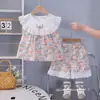 Conjunto de Verão para Meninas 2026 Novo Estilo Roupas de Verão para Bebês e Crianças Conjunto Elegante de Duas Peças com Estampa Floral e Manga Curta