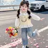 Conjunto Infantil Feminino Primavera Outono 2026 Novas Roupas de Outono Estilosas para Crianças Moda Bebê Menina Colete de Outono Conjunto Casual de Três Peças