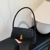 Bolso de axila retro para mujer 2026 Nuevo estilo Bolso de hombro casual Bolso tote casual de mano simple a la moda