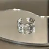 Anel Estrelado Estilo Escuro para Homens e Mulheres Design de Nicho Ins Moda Levemente Luxuoso Estilo Frio Sensação de Alto Padrão Anel Ajustável