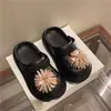 Chinelos Brilhantes com Strass para Aumentar a Altura para Mulheres, Solado Grosso de EVA Macio, Antiderrapante, Sapatos de Praia, Tamancos de Nicho High-End