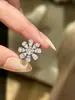 Item Popular do Xiaohongshu: Anel de Flor de Três Cores, Gota de Água com Diamante, Pétala com Diamante, Estiloso e de Luxo Leve, Disponível para Dropshipping