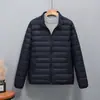 Chaqueta de plumas corta de presión de goma invierno nuevo atuendo para padres e hijos una familia de tres chaqueta de plumas ligera abrigo para niños y niñas moda