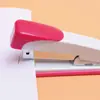 Grapadora Neutra Suministros de Oficina Grapadora Multifunción Ahorro de Esfuerzo para Estudiantes Grapadora Color Caramelo para Estudiantes