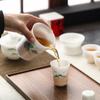 Juego de té de kung fu con quemador de aceite de jade de oveja, porcelana de jade de hielo, Qianli Jiangshan, juego de té de kung fu simple, cubierta de tres piezas, cuenco, caja de regalo para el hogar y la oficina