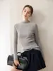 Suéter de Cashmere Listrado Estilo Suave Feminino Gola Alta Meio Slim Fit Pulôver Malha Camada Base Suéter Outono/Inverno Peça Versátil para Usar por Baixo