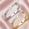 Lele Jewelry E-commerce Transfronteiriço Novo Modelo Pulseira de Aço Inoxidável Cravejada com Diamantes Flor de Alto Padrão Moda Commuter Joias Ol para Mulheres