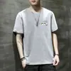 Camiseta Masculina de Manga Curta Personalizada Verão Nova Chegada Top Gola Redonda Solta Casual Versátil Tendência Top Masculino Manga Curta