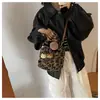 Bolso Transfronterizo con Estampado de Leopardo para Mujer, Nuevo Bolso Cruzado de Lana de Venta Caliente Otoño/Invierno 2026 con un Toque de Lujo, Bolso de Mano Tipo Cubo