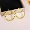 Pendientes de Aro de Plata Únicos Estilo Europeo y Americano, Modernos y Sencillos, Elegantes Pendientes de Nicho con un Toque de Lujo para Mujer