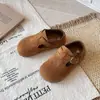 Sapatos Infantis Birkenstock Meninas Primavera/Outono 2026 Novos Sapatilhas Estilo Britânico Meninos Sapatos Pequenos de Couro Mocassins de Solado Macio para Bebê