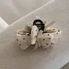 Elegante Clip de Tiburón con Lazo Tridimensional de Lunares Plegados Clip de Lunares Pinza Elegante para el Cabello Accesorio para Coleta Alta Dulce
