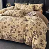 Estilo retro americano, agradable para la piel, juego de ropa de cama de cuatro piezas de gasa de doble capa, sábana de cama, funda de edredón y sábana bajera de algodón y lino puro, adecuado para todas las estaciones