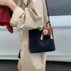 Bolso de gran capacidad para mujer, nuevo bolso de hombro de gamuza de moda 2026, bolso de axila moderno, bolso tote cruzado