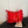 Mochila de Grande Capacidade de Alto Valor para Mulheres 2025 Nova Moda Versátil Tecido de Nylon Ombro Único Transversal Mochila Três Vias