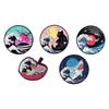 Série Onda de Paisagem de Desenho Animado Estilo Casual Broche Elemento Gatinho/Tubarão/Macarrão Broche Redondo de Metal