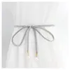 Versión coreana de vestido de mujer con cinturón fino anudado de terciopelo de perlas, decoración de cadena de cintura con colgante de perla simple para mujer, una pieza