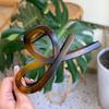 Nueva corbata europea y americana, hebilla de lazo grande, clip para la cabeza en la parte posterior, accesorios para el cabello de tamaño pequeño y elegantes que combinan con todo, clip de tiburón de alta gama