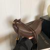Estilo Coreano Nicho Niujiao 2024 Otoño e Invierno Nuevo Vintage Nicho Bolso de Media Luna Bolso de Hombro de Cuero de Cera de Aceite Bolso Cruzado