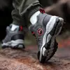 Sapatos de Algodão para Meninos de Inverno com Forro de Pelo, Crianças de Tamanho Médio e Grande, Antiderrapante com Garras de Aço para Exterior, Algodão Grande, Algodão de Duas Camadas, Tênis Esportivos Infantis Espessados