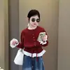 Conjunto Outono e Inverno para Meninas 2026 Nova Moda Estilo Coreano Suéter com Cordão e Renda Jeans Bordado com Cimitarra para Crianças Mais Velhas