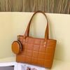 Chegada Nova 2025 Bolsa Feminina Grande Capacidade Bordada Xadrez Bolsa Feminina Bolsa Tote Versátil Bolsa de Mão Fashion Casual