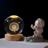 Lámpara de Noche de Bola de Cristal Luminosa con Cielo Estrellado Práctica Decoración de Escritorio Regalo de Cumpleaños para Hombres y Regalo de Cumpleaños para Niñas