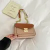 Bolso de Mano Cuadrado Pequeño Estilo Coreano de Moda para Mujer de Este Año, Nuevo Modelo Verano 2026, Bolso de Hombro con Bloques de Color y Correa Cruzada de Cadena