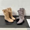 Botas Curtas de Cavaleiro Suede Melado Aumentadoras de Altura 8cm para Mulheres 2025 Outono Inicial Novo Estilo Coreano Dobradas com Salto Grosso Botas Western