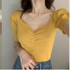 2022 Novo Verão Estilo Hong Kong Retrô Manga Bufante Curto Bottoming Slim Decote V Manga Curta Tricô Tops para Mulheres