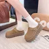 Mules fechadas estilo Birkenstock com sola grossa para aumentar a altura para mulheres, novas sandálias Birkenstock de verão e outono