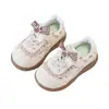 Zapatos de Encaje Arkham para Niñas 2026 Otoño Nuevo Estilo Zapatos Infantiles de Suela Suave Cómodos Zapatos Planos Pequeños para Niños Medianos y Mayores Zapatos Individuales con Moño