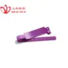 Pulsera de doble capa de PVC suministro directo de fábrica banda de identificación producto promoción comercial pulsera de plástico