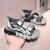 Sandalias de Verano para Niños 2026 Zapatos de Playa para Niños y Niñas de Edad Media y Mayor Transpirables Suela Suave Antideslizantes Velcro Zapatos Deportivos