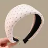 Diadema retro de ala ancha con lunares, adecuada para frentes amplias, para lavarse la cara, uso diario, versátil, ligera y que irradia una vibra lujosa y sofisticada