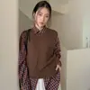 Colete de tricô com costura central em cabos, minimalista de alta qualidade para mulheres, outono e inverno, gola redonda, versátil para sobreposição, suéter de lã