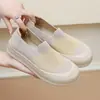 2026 Novos Sapatos de Pescador Femininos de Sola Grossa, Slip-Ons Respiráveis, Sapatos Casuais Confortáveis e Versáteis, Sapatos de Tecido Old Beijing para Mulheres