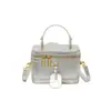 Viaje al Trabajo, Llevando un Bolso Cuadrado Pequeño, Bolso de Hombro Simple de Moda Estilo Coreano para Mujer, Nuevo Bolso Cruzado de Nicho Primavera 2026