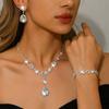 Colar Geométrico Exagerado com Pingentes de Cristal Cravejados de Diamantes Design Europeu e Americano de Luxo Leve Corrente para Clavícula Joias Elegantes de Alta Qualidade para Mulheres