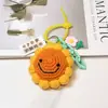 Llavero Creativo Hecho a Mano de Lana de Girasol Colgante para Bolsa de Mejor Amiga Colgante de Girasol Llavero de Coche