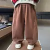 Pantalones para niño otoño 2026 nuevo estilo pantalones de otoño curvados para niño sueltos para bebé primavera y otoño pantalones largos casuales ropa de otoño para niño