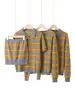 Suéter de cashmere com gola alta e listras retrô para mulheres, top de malha de manga curta, versátil, modelador e com toque de luxo, perfeito como peça de base