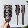 Pente de Tubo de Alumínio Marrom para Secagem com Secador e Alisamento de Cabelo, Pente Cilíndrico com Dentes de Nylon, Pente Modelador para Volume e Cachos, Pente de Rolagem Condutor de Calor do Fabricante