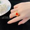 Familia de tarjetas con el mismo estilo de sentido de alta gama medieval color anillo de piedra preciosa Europa y Estados Unidos diseño de personalidad de oro de lujo ligero anillo retro para mujer