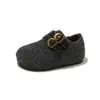 Zapatos para Niñas Zapatos Pequeños de Cuero 2026 Nuevo Otoño Suela Suave Mocasines Elegantes para Niños Zapatos Birkenstock para Niñas Con Terciopelo