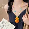 Collar de Cuerda Trenzada con Cuentas de Cerámica Rosa en Forma de Manzana para Mujer Diseño de Nicho Dopamina Cadena para Clavícula Accesorio de Cuello Personalizado